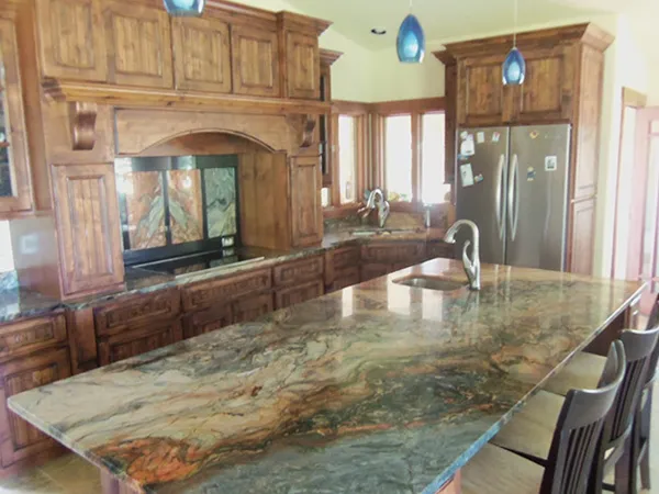 Quartzite: kitchen
